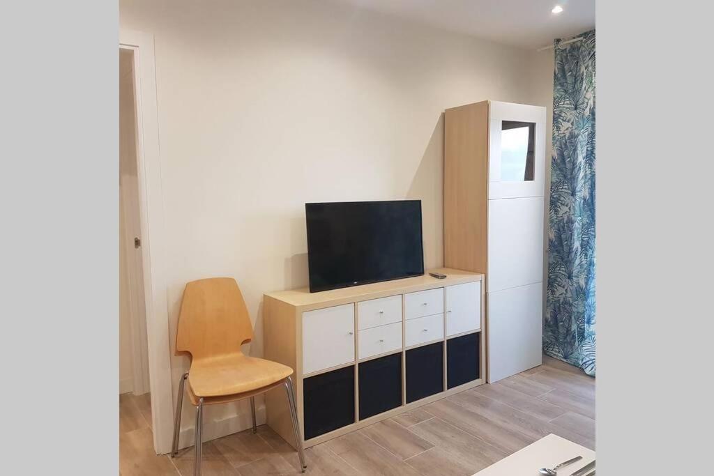 Cozy Apartment With Parking Salou Bagian luar foto